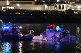 Breaking News: Plane Crash in Washington